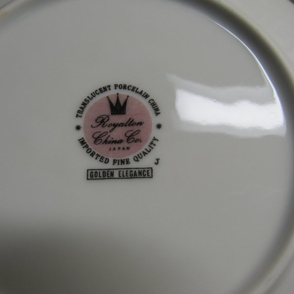 8 ROYALTON CHINA CO. 6 1/2 INCHES DESSERT/BREAD PLATES - Picture 4 of 4